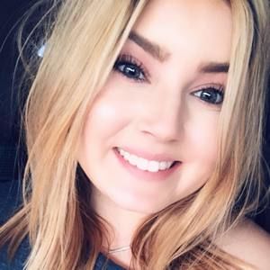 Meet your Posher, Demi